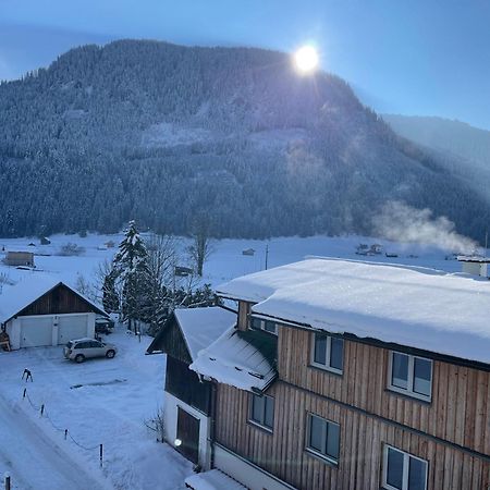 Almsternderl 2.0 - Gemuetliches Appartment In Gosau Buitenkant foto
